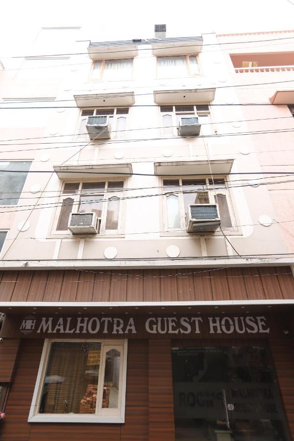 Hotel Malhotra Inn 50 Meter From Golden Temple Amritsar Buitenkant foto