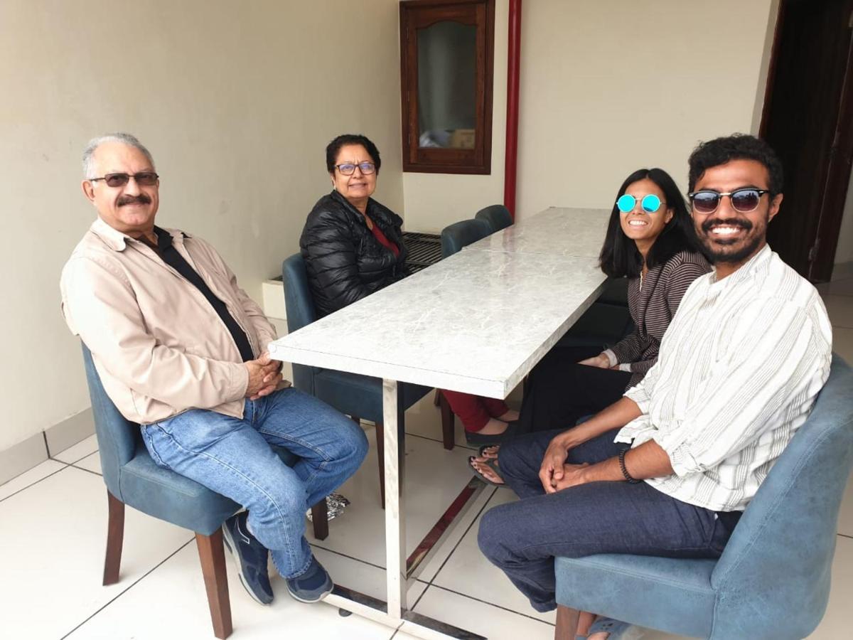 Hotel Malhotra Inn 50 Meter From Golden Temple Amritsar Buitenkant foto