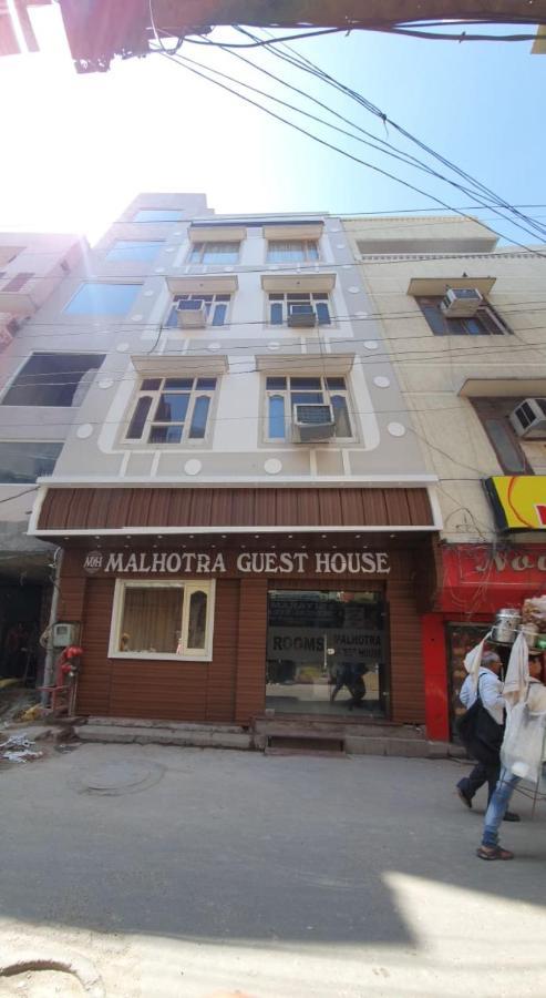 Hotel Malhotra Inn 50 Meter From Golden Temple Amritsar Buitenkant foto